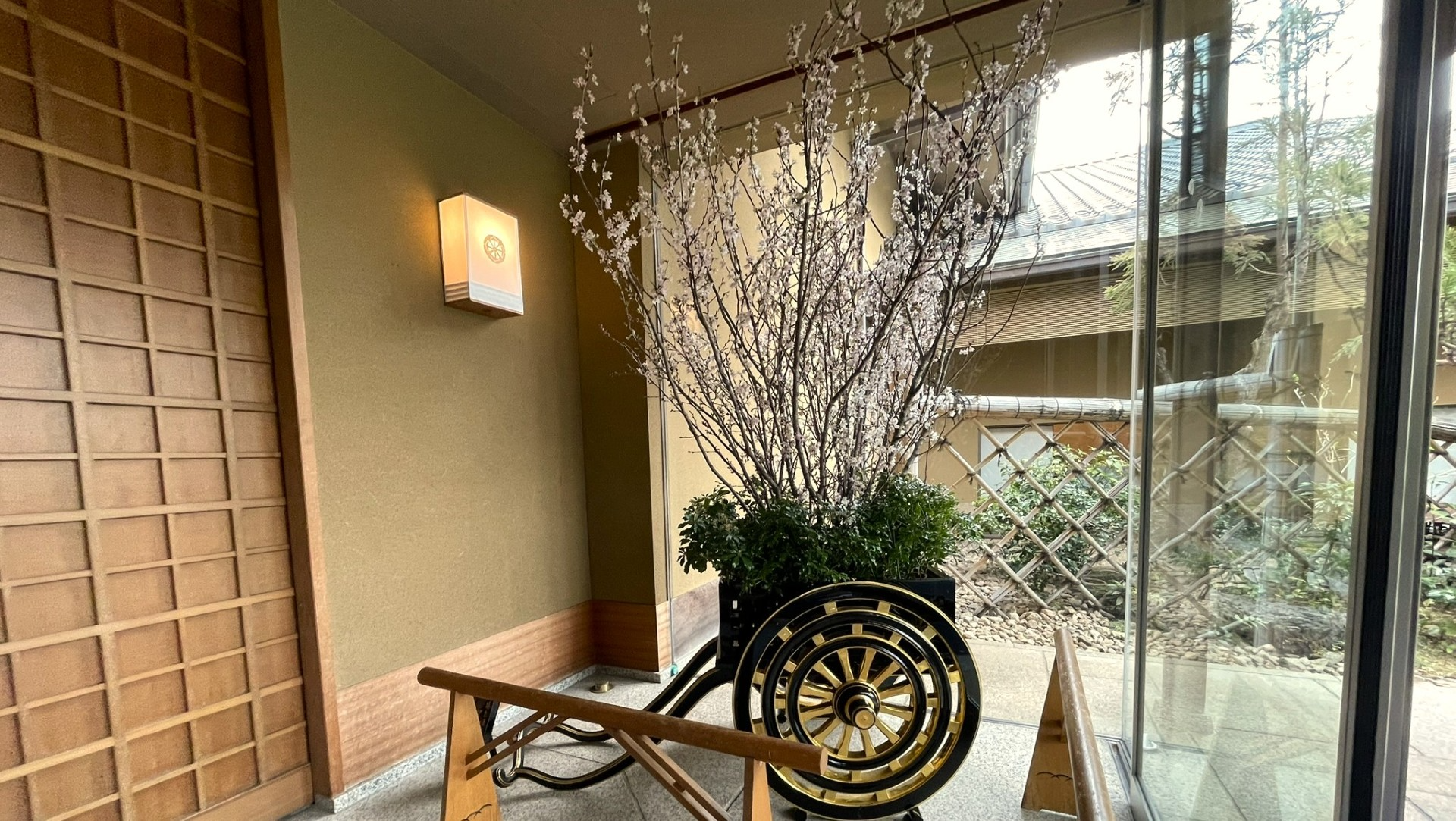 隠れ里車屋7