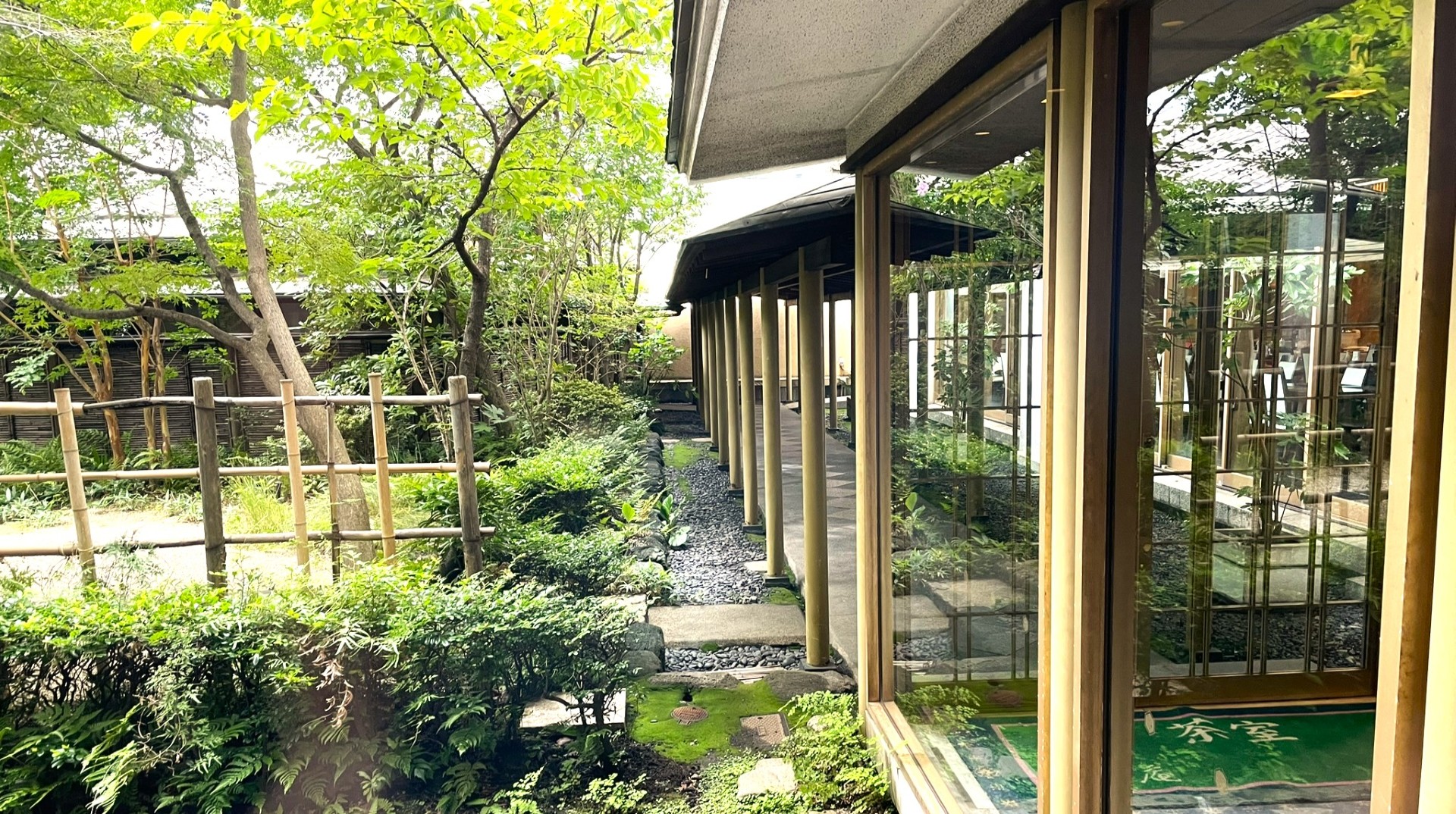 2026年9月4日　「横浜駅至近の日本庭園」